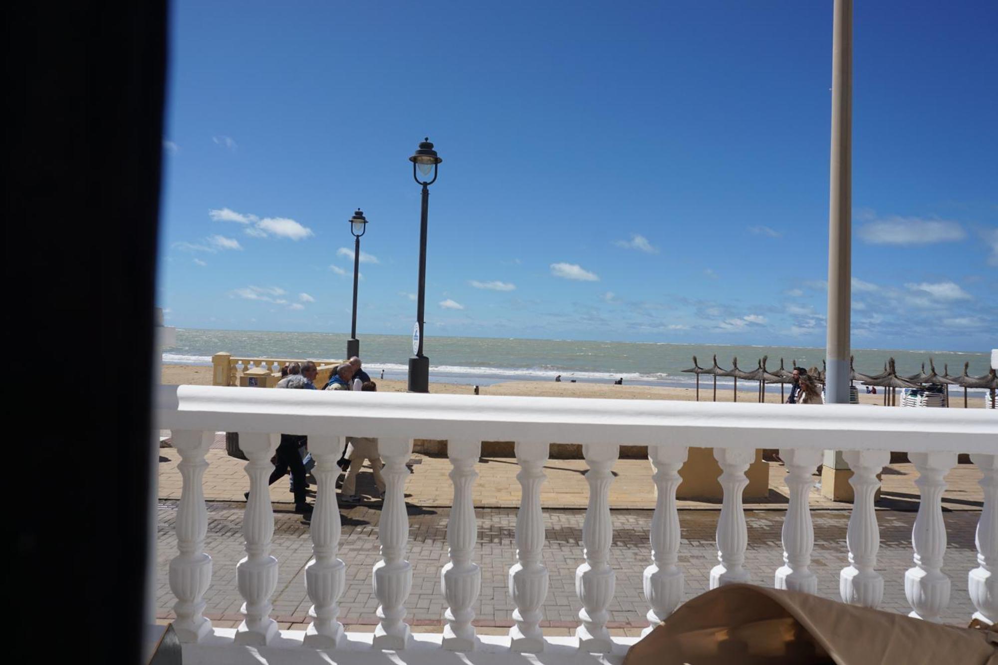 Rompeolas Playa Chipiona Esterno foto